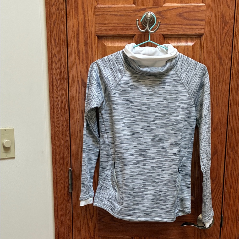 Spyder Active Double turtleneck Women's Gray and White Sweatshirt, S